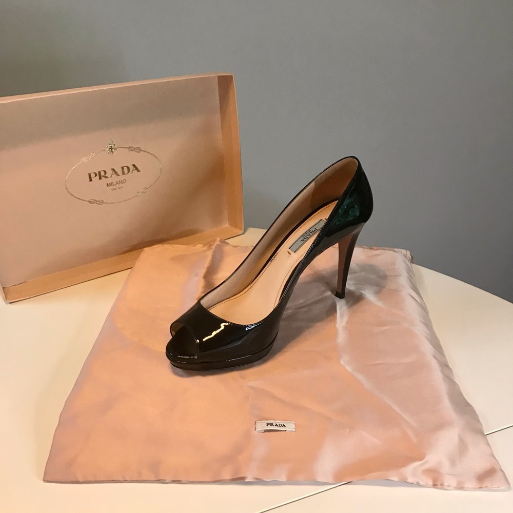 Prada Peep-toe Pumps - Calzature Donna